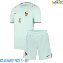 Camisa de time de futebol França Dayot Upamecano #4 Replicas 2º Equipamento Infantil Mundo 2026 Manga Curta (+ Calças curtas)